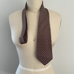Salvatore Ferragamo Brown Necktie Pink and White Bird Pattern 100% Silk Tie